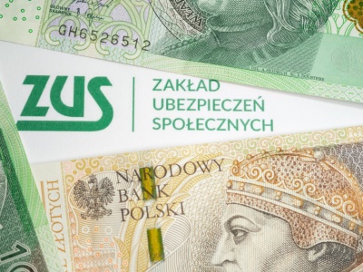 Polacy szturmują ZUS. Mogą zyskać większe pieniądze i nie tylko
