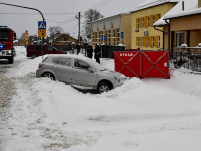 Nowe fakty ws. tragedii w Nowosielcu. 82-letni kierowca zasłabł przed wjechaniem w 6-latka