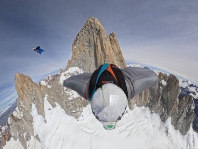 Pierwszy skok BASE z Fitz Roya