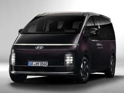 Hyundai Staria EV z baterią 84 kWh, jak Ioniq 5 czy Kia EV6. Zasięg do 400 jedn. WLTP, ok. 342 km w mieście i pod miastem