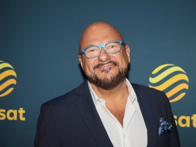 Znany dziennikarz Polsatu traci pracę. Program znika z anteny