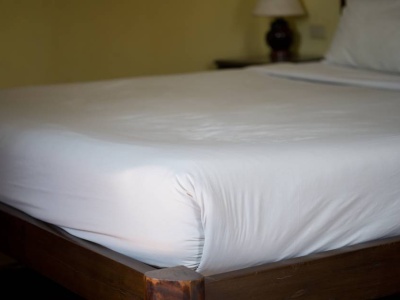 Tych pozycji do spania lepiej unikać