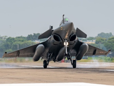 Media: Indie finalizują negocjacje na zakup 114 samolotów Dassault Rafale