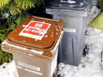Miał być cotygodniowy odbiór, nowe pojemniki są pełne. Problem z odpadami kuchennymi w Olsztynie