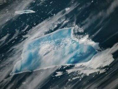 Gwałtownie błękitnieje. Nasa: 