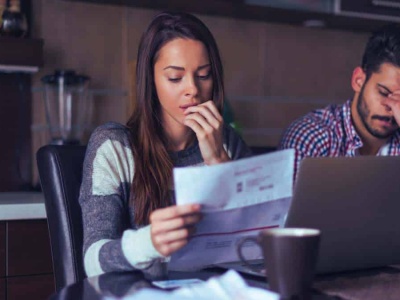 Samorządy również podwyższają podatki. Niektórym się upiecze