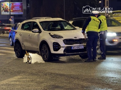 Pijany pieszy Ukrainiec, wbiegł pod auto na czerwonym świetle. Potrącony, trafił do szpitala