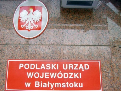 Uwaga, dziś rejestracja! Darmowa wiza, praca i ulgi. Kto może się ubiegać o Kartę Polaka?