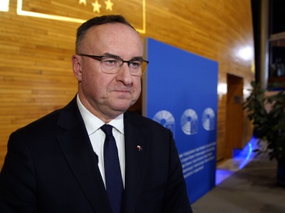 Unijne projekty i zamówienia obronne wymagają przyspieszenia. Pakiet uproszczeń Omnibus V ma w tym pomóc