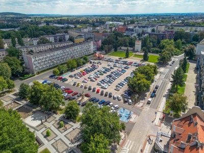 W tym roku bez światełek na Placu Długosza. Miasto nie wyklucza dekoracji w przyszłości
