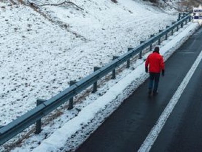 Szedł autostradą A1. Okazało się, że szuka go policja