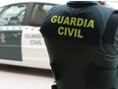 Próba kradzieży paliwa z kradzionego auta. Dwóch zatrzymanych