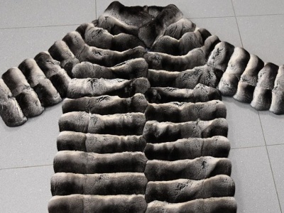 Futro z szynszyli i buty z pytona. Tysiące sztuk chronionych zwierząt wjeżdża na Podkarpacie