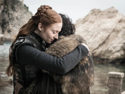 Gwiazdy Gry o tron po raz pierwszy razem na ekranie od 2019 roku. Zdjęcia ze średniowiecznego horroru