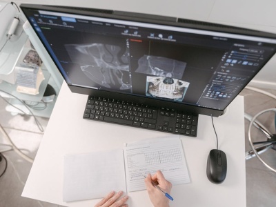 Diagnostyka raka piersi: AI przeoczyła 30,7% przypadków raka piersi