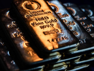 Rekordowe ceny złota i srebra. Inwestorzy grają pod obniżki stóp w USA