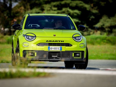 Fiat i Abarth na targach Vienna Drive 2026: modele dla sportowej i miejskiej mobilności