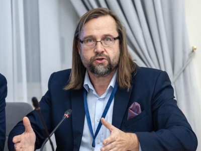 Szef PIP uspokaja firmy: nie chcieliśmy likwidować śmieciówek. Będzie kompromis?