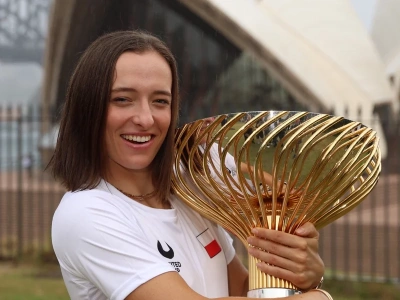 Iga Świątek i długo nikt. O niesamowitej historii Polki mówi cały świat