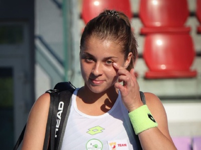 Australian Open: świetny start Chwalińskiej. Nagły zwrot akcji