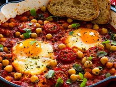 Dorzucam do szakszuki. W brzuchu nie zaburczy do południa