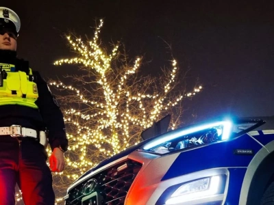 Kompletnie pijany 37-latek za kierownicą auta