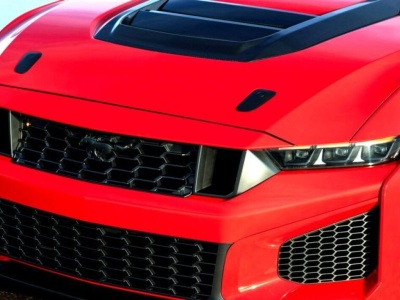 Mustang Dark Horse SC 2026: trochę GTD dla ludzi, ale bez jednej kluczowej liczby