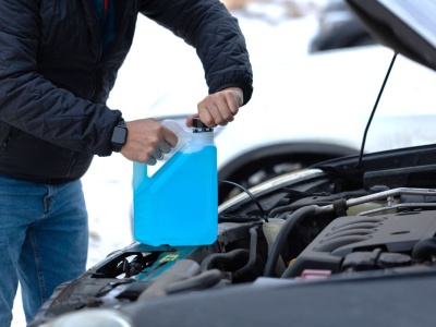 Brak płynu do spryskiwaczy? Mandat nawet 300 zł. Ale tylko w jednym przypadku