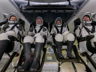 Chory astronauta wrócił na Ziemię