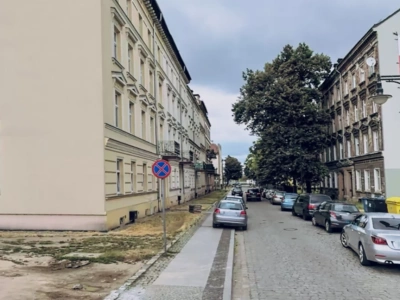 Przy ulicy Chrobrego w Legnicy wybuchł piec na poddaszu