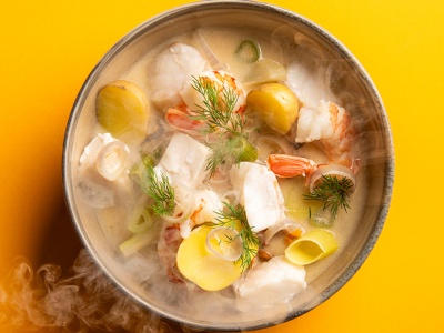 Ogień, żar i dym w kuchni. Akademia Bidfood pokazuje kierunek na nowy sezon