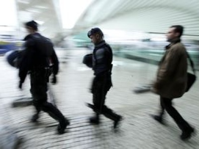 Szok w Portugalii. Policjanci gwałcili i torturowali zatrzymanych