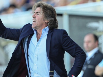 Były trener Legii nie chce opuścić Iranu. Schronił się w ambasadzie