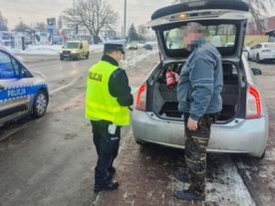 Jedziesz za granicę? Sprawdź, co z obowiązkowym wyposażeniem auta