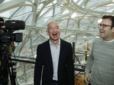 Jeff Bezos przewiduje, że własny komputer w przyszłości będzie zbędny, wszystko będzie w chmurze