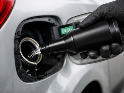 Dlaczego dodatki przeciw zamarzaniu paliwa same mogą zamarznąć?