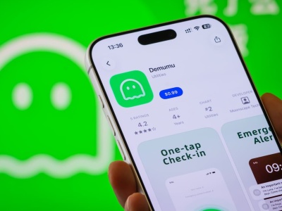 Kliknij, że żyjesz. Kontrowersyjna aplikacja na szczycie