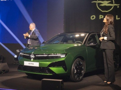 Nowy Opel Astra po raz pierwszy w Polsce. Kompakt zadebiutował na Konwencji Dealerów Stellantis
