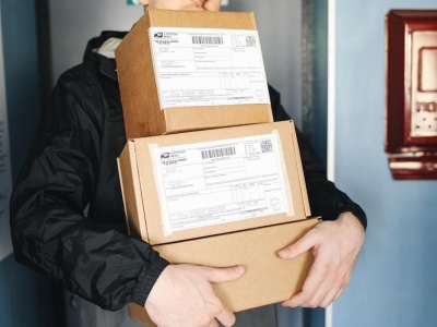 Paczki-pułapki w polskich sortowniach. Jest akt oskarżenia wobec pięciu osób