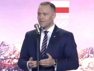 Prezydent Nawrocki, czyli pierwszy kibic Rzeczpospolitej. 