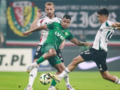 Niewiarygodne, kogo chce Papszun. Wyjeżdżał z Polski za miliony euro