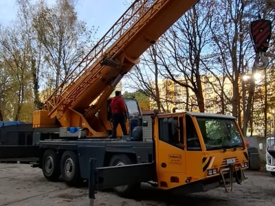 Wynajem dźwigów w Gdyni – fundament sprawnej realizacji inwestycji