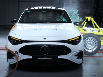Mercedes CLA detronizuje rywali, a Tesla bierze dwie korony. Euro NCAP wybrało najbezpieczniejsze auta 2025 roku
