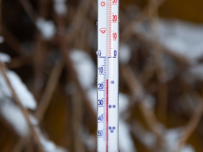 Fala mrozów w stolicy. Ostrzeżenia meteorologiczne dla Warszawy na najbliższe 48 godzin