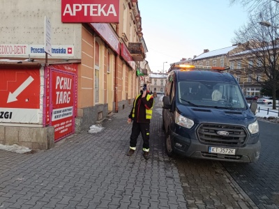 Zakręcili wodę i pojechali. Mieszkańcy kamienicy z centrum Tarnowa bez wody po „interwencji” wodociągów