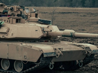 USA gromadzą siły na Bliskim Wschodzie. Wysłano czołgi Abrams i wozy bojowe Bradley