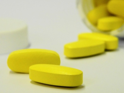 Zakazany we Francji, dostępny w Polsce. Ten suplement budzi poważne obawy