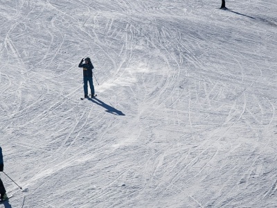 Planujesz ferie? Ceny rosną, bo algorytm „wie”, ile możesz zapłacić