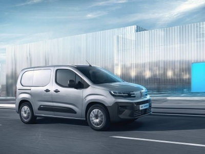 Wściekły klient pozwał pozwał firmę za zbyt mały zasięg elektrycznego Peugeot. Sąd wydał wyrok