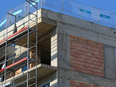 Co z cenami mieszkań? W tych miastach deweloperzy wciąż podnoszą stawki